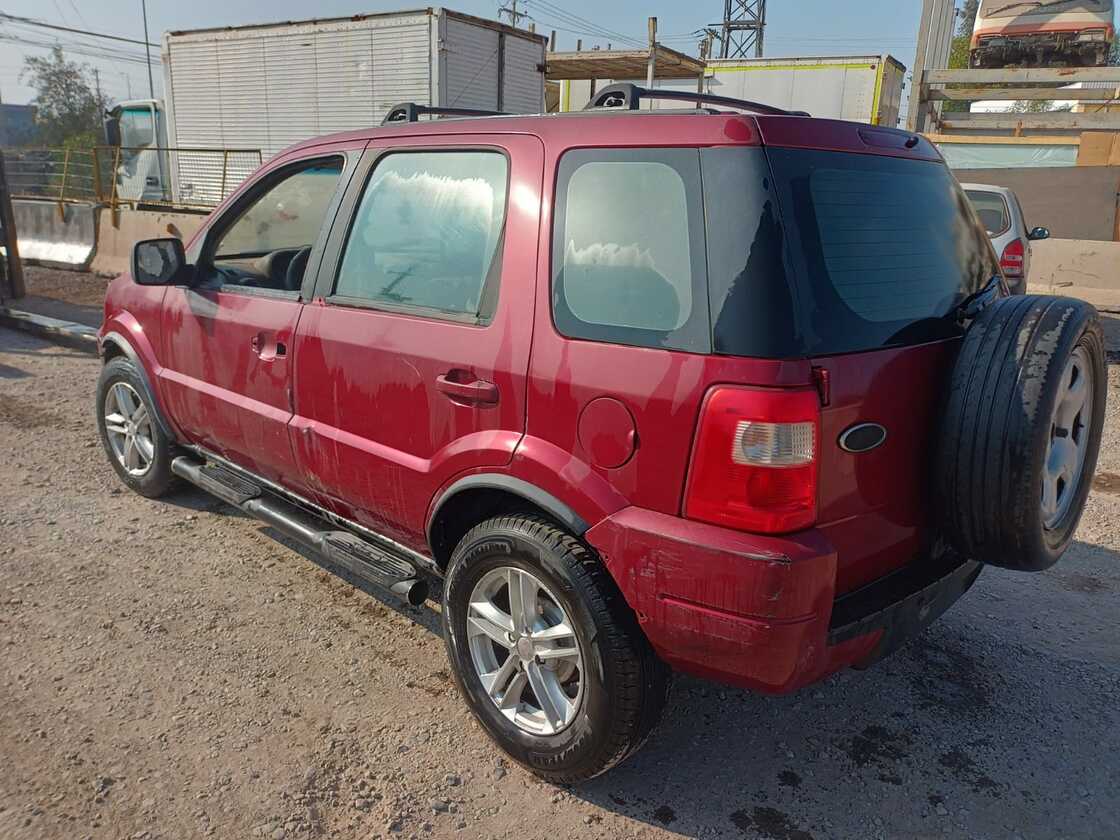  Ford ECOSPORT 2006    EN DESARME